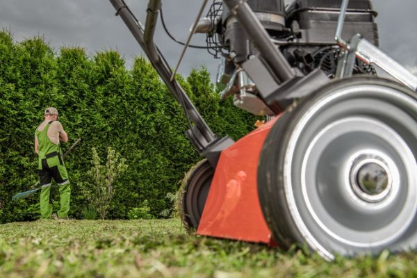 Lawn Care Company Alachua FL 2